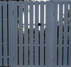 Забор из евроштакетника с утрамбовкой щебнем 30 метров